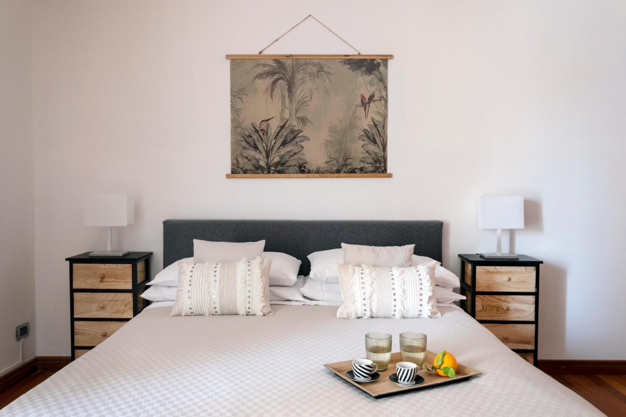 Vicolo Paterno Apartments Палермо Номер фото