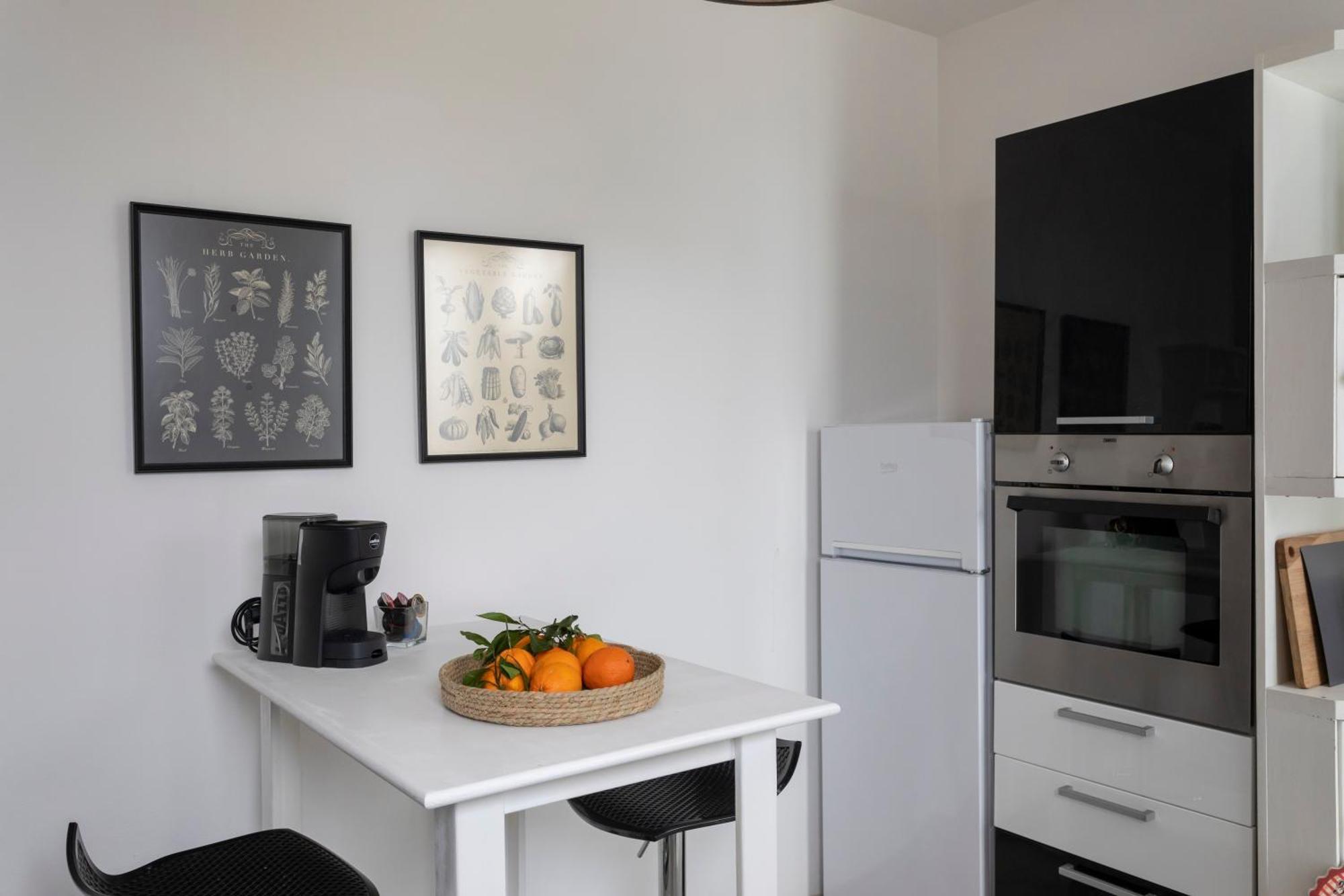 Vicolo Paterno Apartments Палермо Номер фото
