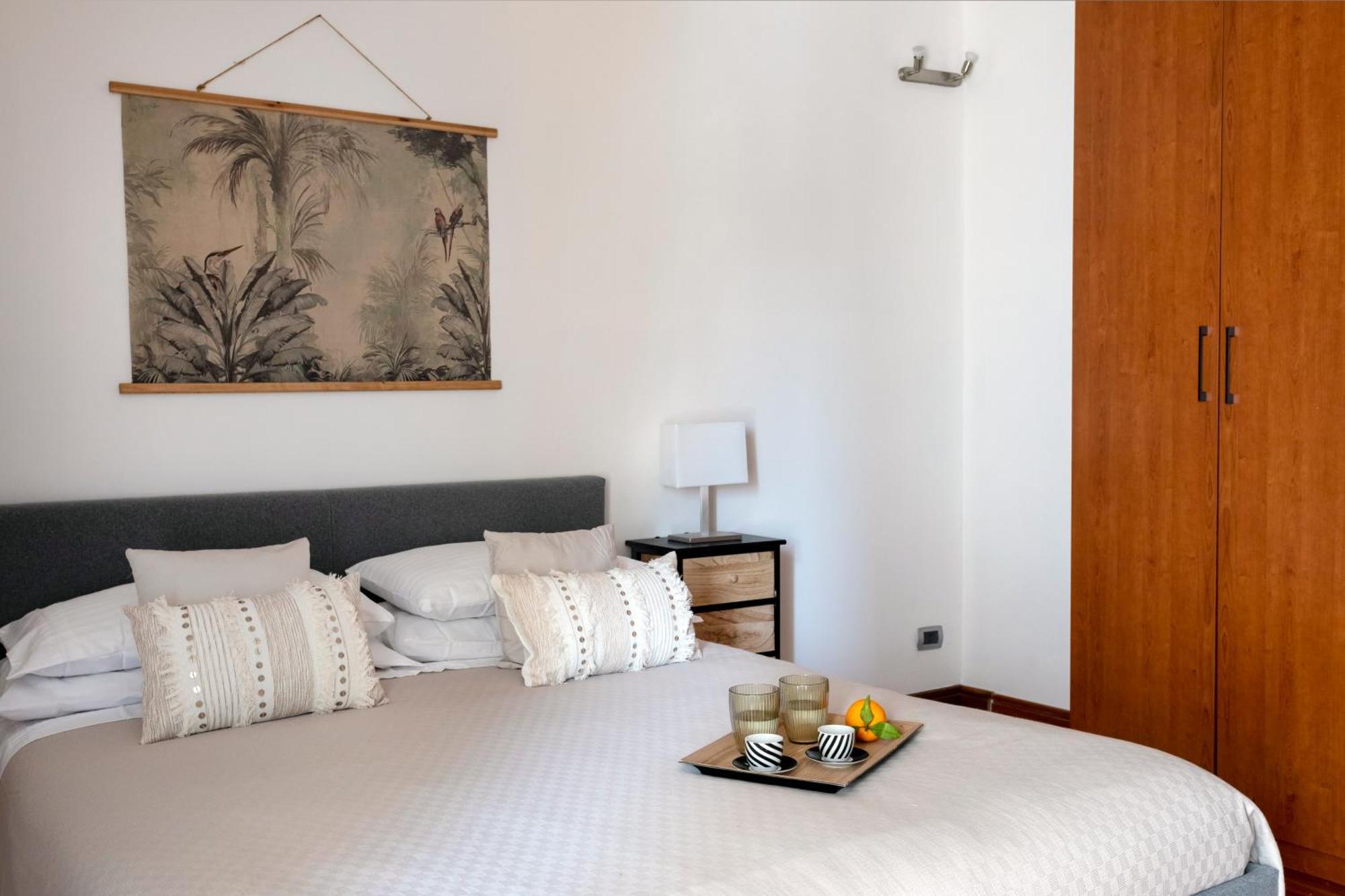 Vicolo Paterno Apartments Палермо Номер фото